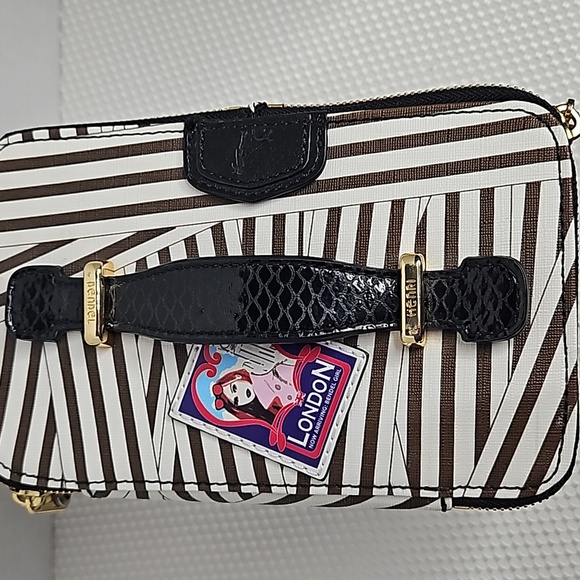 HENRI BENDEL CLASSIC STRIPED  TRAIN / COSMETIC CASE - Picture 5 of 9